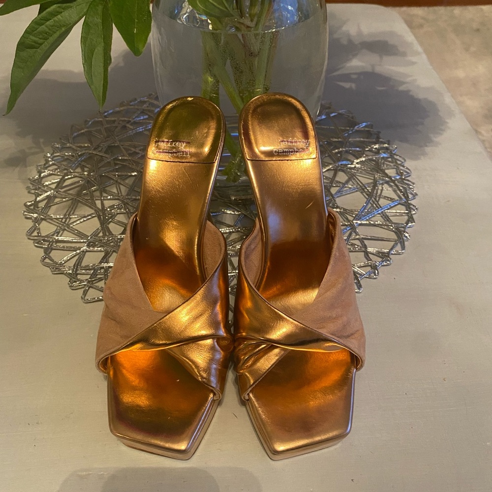 New Jeffrey Campbell Hollyweird in Rose Gold Natural Suede Size 8.5 - Picture 2 of 15